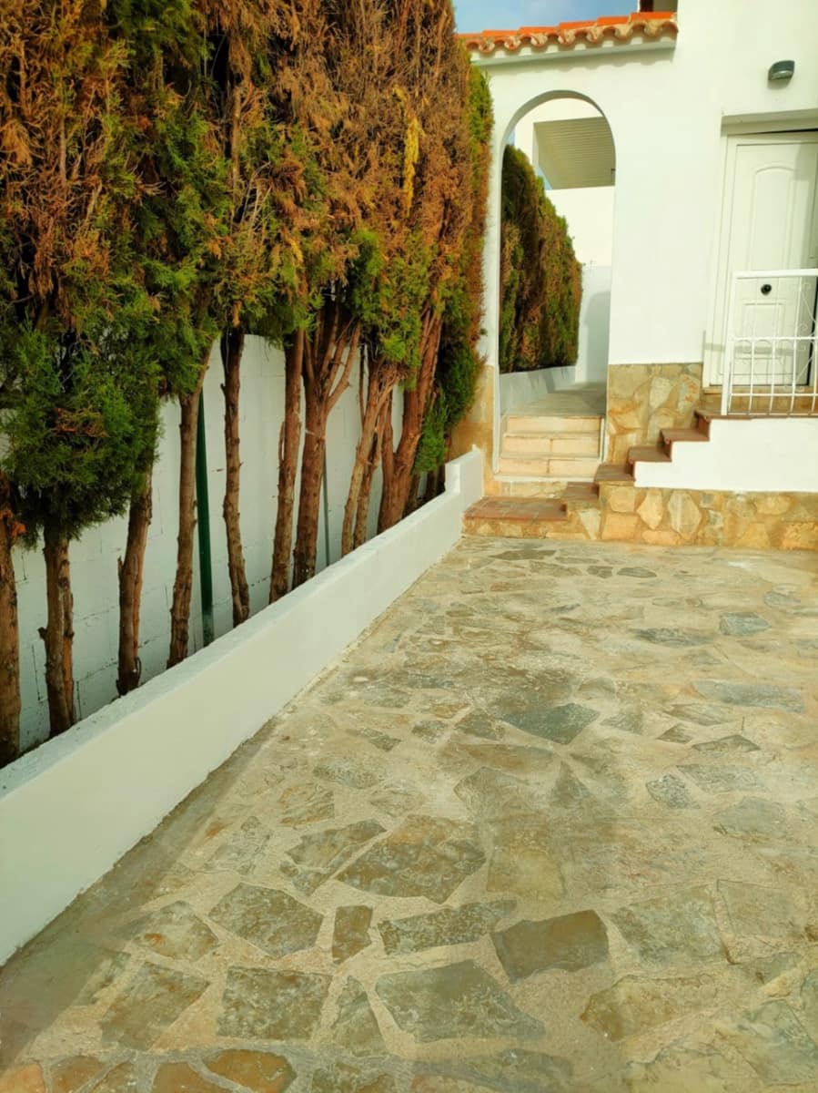 3 bedroom Townhouse for sale in Denia with garage - € 350,000 (Ref: 10173006)