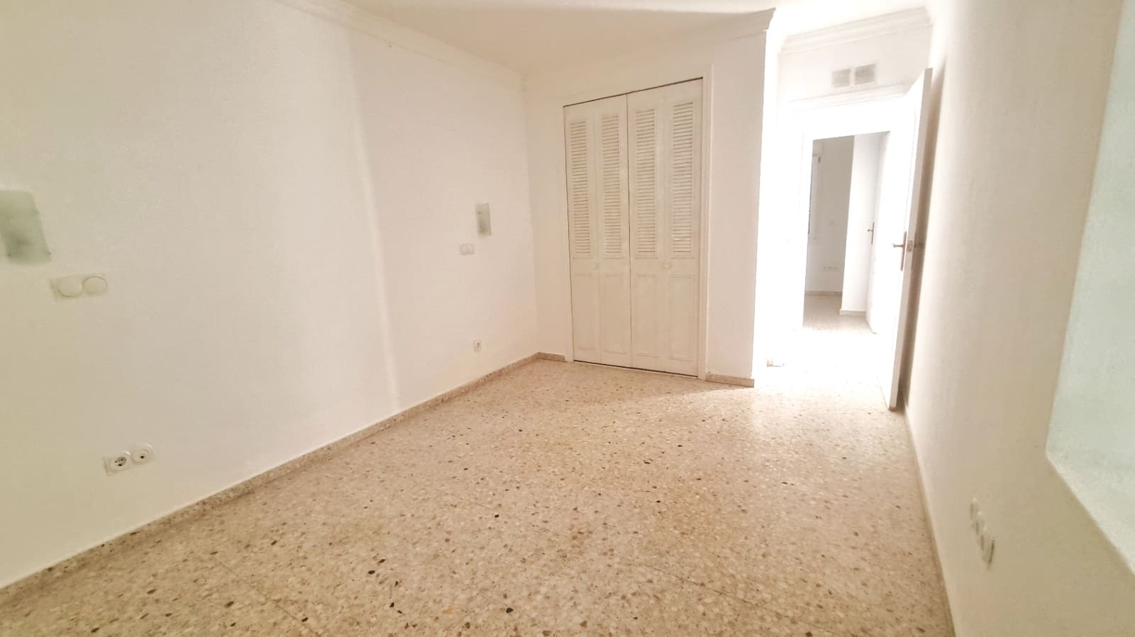 3 bedroom Townhouse for sale in Denia with garage - € 350,000 (Ref: 10173006)