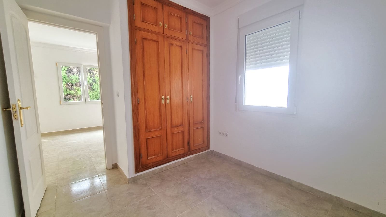 3 bedroom Townhouse for sale in Denia with garage - € 350,000 (Ref: 10173006)