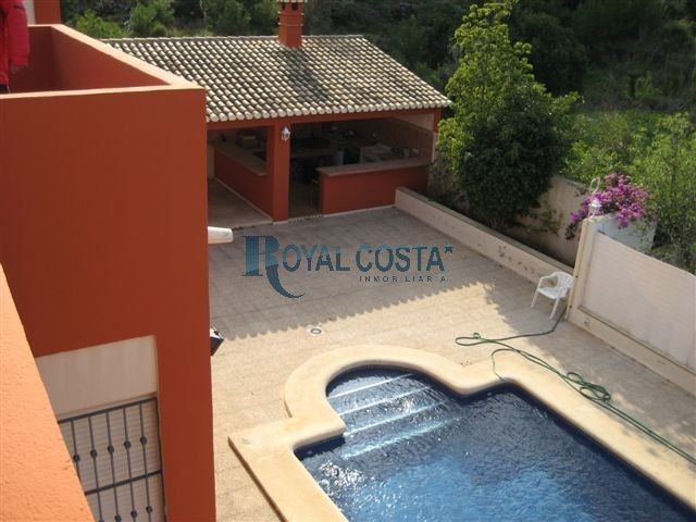 6 slaapkamer Villa te koop in Denia met zwembad - € 1.100.000 (Ref: 3472652)