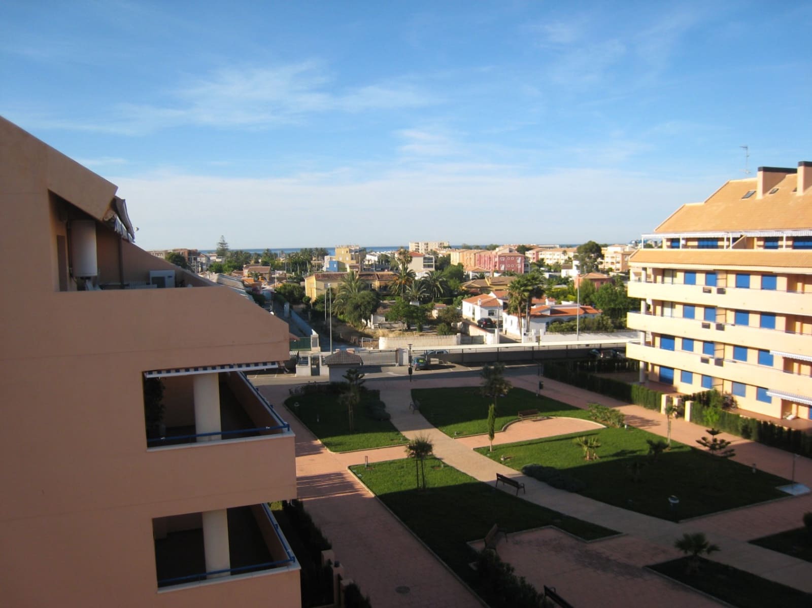 2 slaapkamer Penthouse te koop in Denia met zwembad garage - € 325.000 (Ref: 3506504)