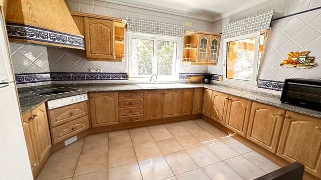 5 soverom Villa til salgs i La Sella med garasje - € 965 000 (Ref: 3607611)