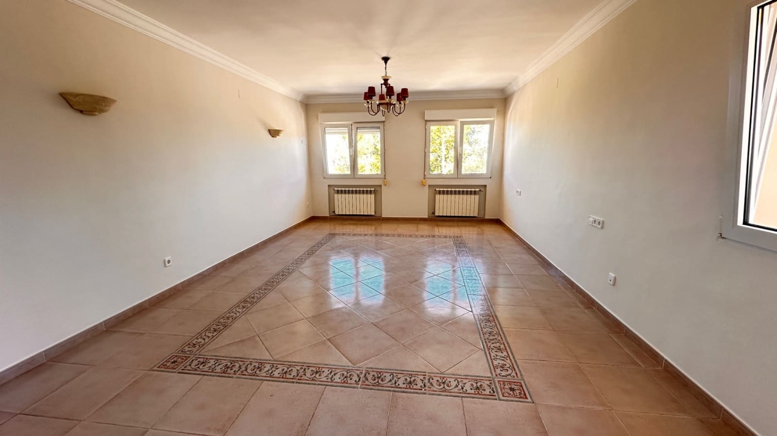 5 soverom Villa til salgs i La Sella med garasje - € 965 000 (Ref: 3607611)