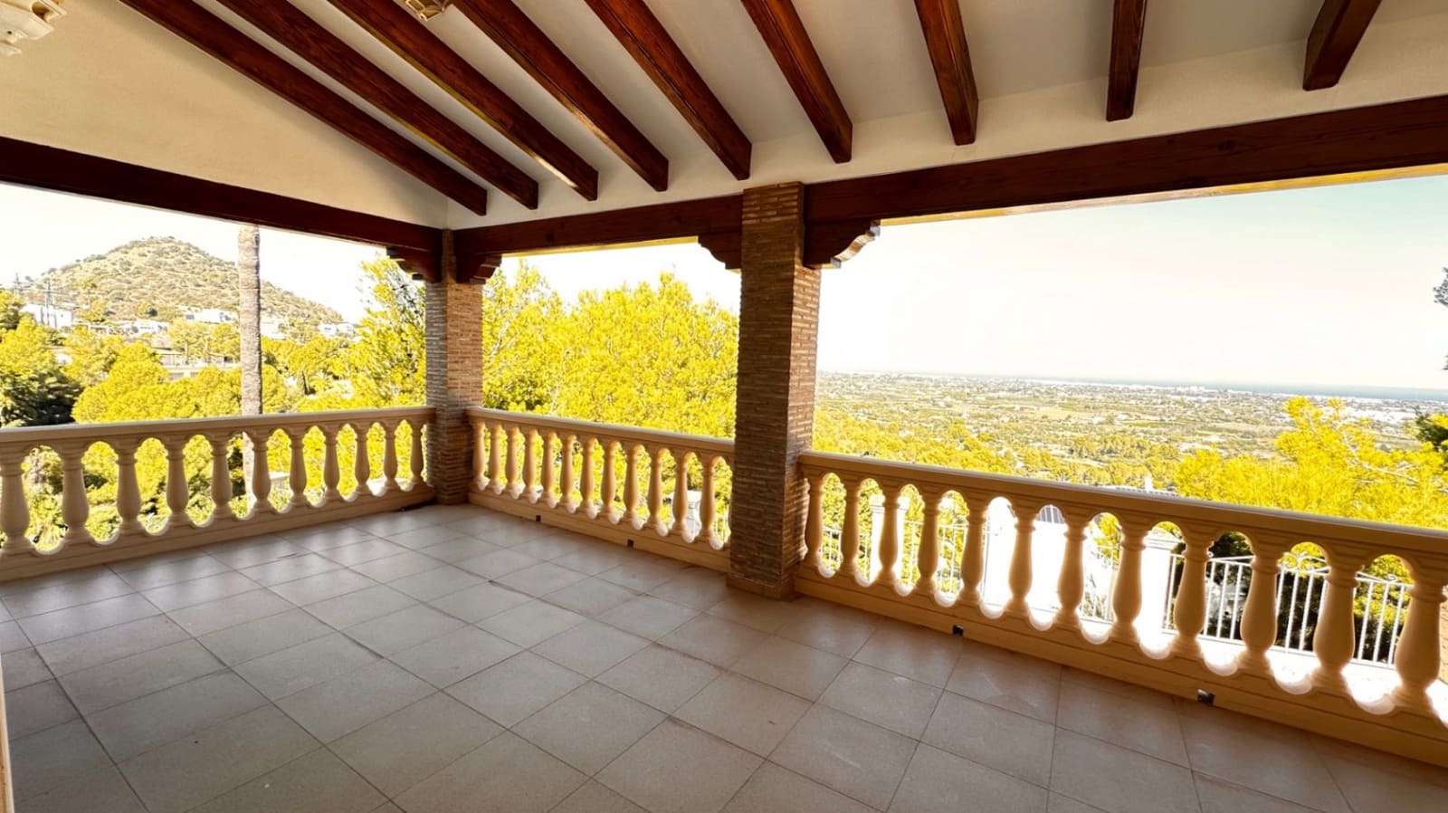 5 soverom Villa til salgs i La Sella med garasje - € 965 000 (Ref: 3607611)