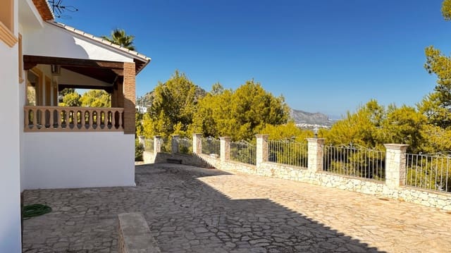 5 soverom Villa til salgs i La Sella med garasje - € 965 000 (Ref: 3607611)