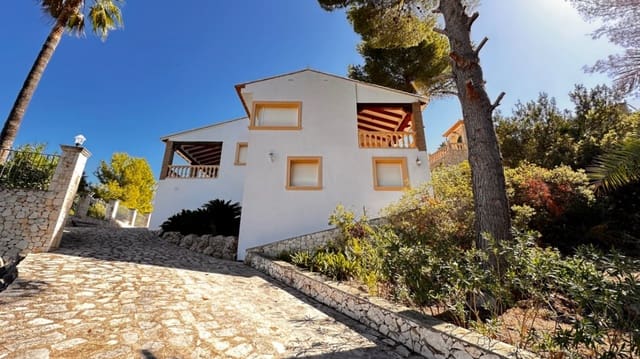 5 soverom Villa til salgs i La Sella med garasje - € 965 000 (Ref: 3607611)