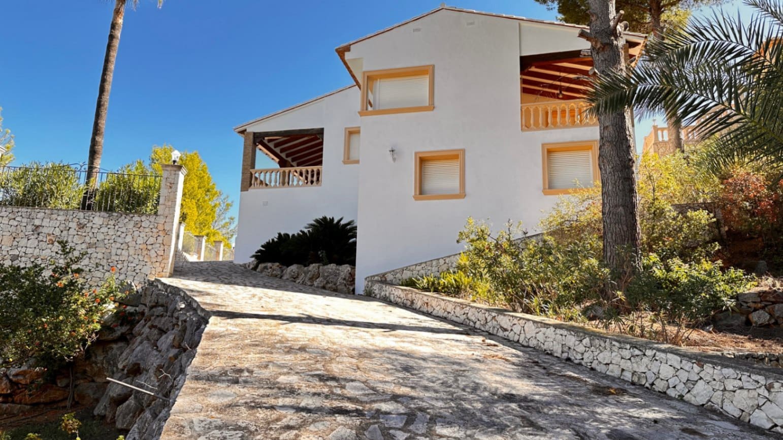 5 soverom Villa til salgs i La Sella med garasje - € 965 000 (Ref: 3607611)