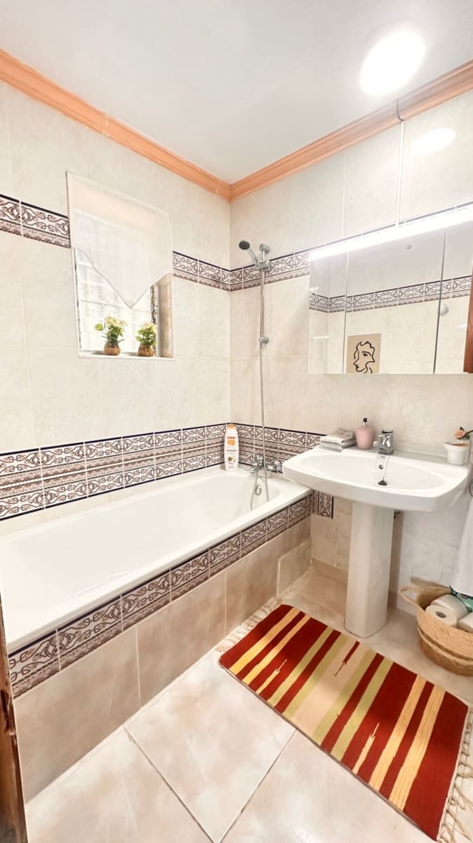 5 Zimmer Villa zu verkaufen in Denia mit Pool Garage - 579.000 € (Ref: 6663604)