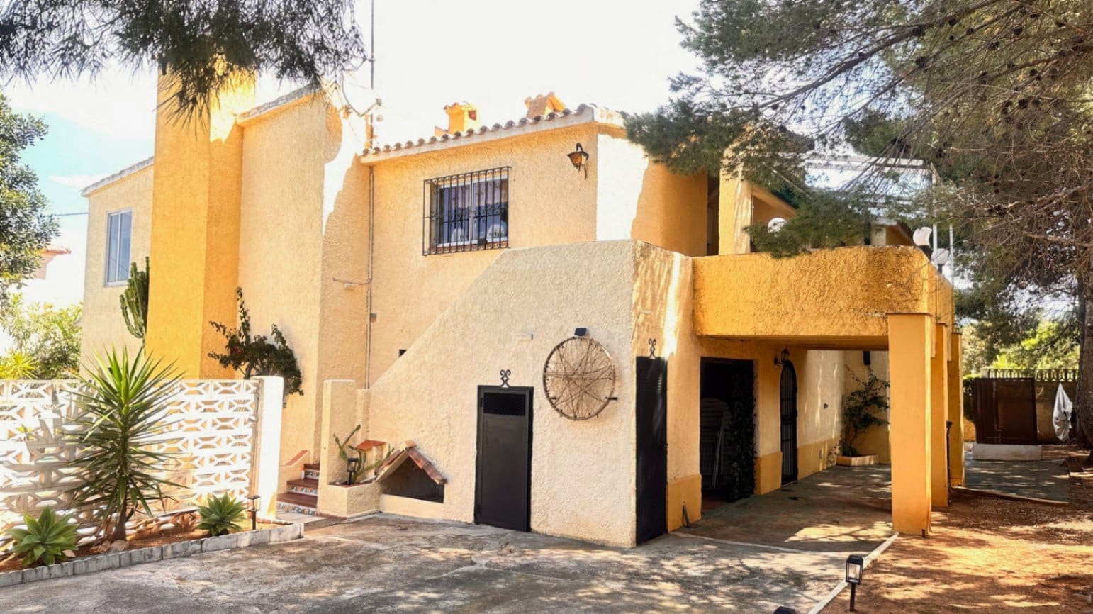 5 Zimmer Villa zu verkaufen in Denia mit Pool Garage - 579.000 € (Ref: 6663604)