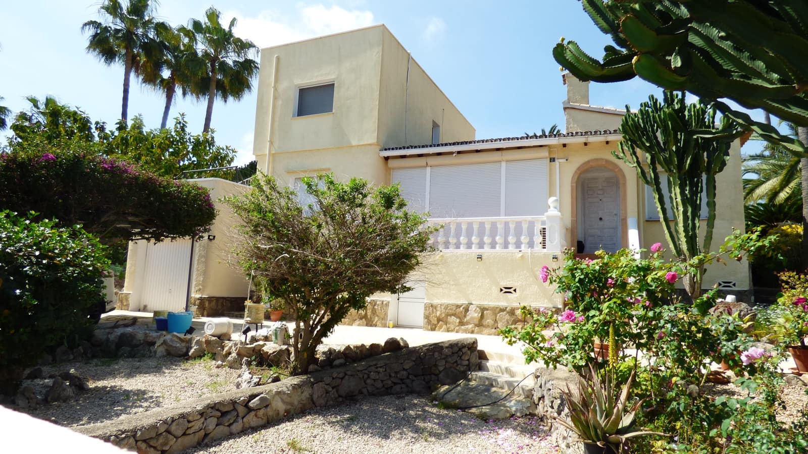 4 soveværelse Villa til salg i La Sella med swimmingpool garage - € 650.000 (Ref: 7074040)