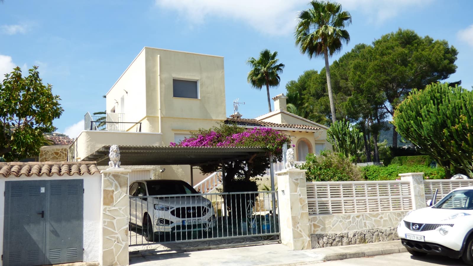 4 soveværelse Villa til salg i La Sella med swimmingpool garage - € 650.000 (Ref: 7074040)