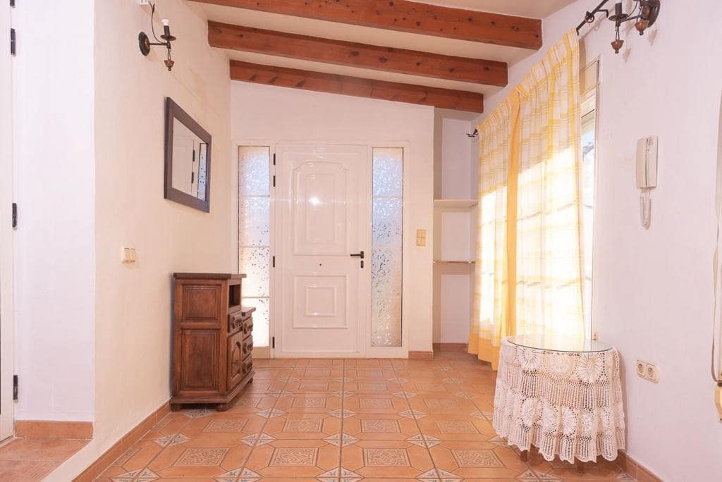 5 chambre Villa/Maison à vendre à Denia avec garage - 450 000 € (Ref: 8635675)