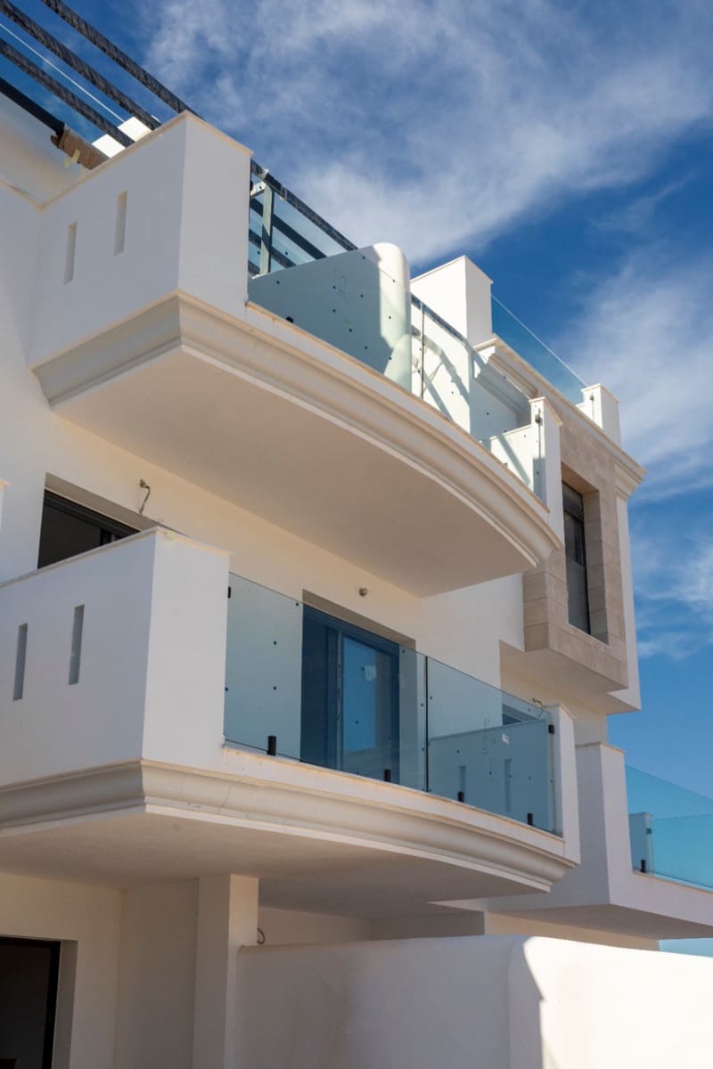 2 soverom Penthouse til salgs i Denia med svømmebasseng garasje - € 333 000 (Ref: 8635682)