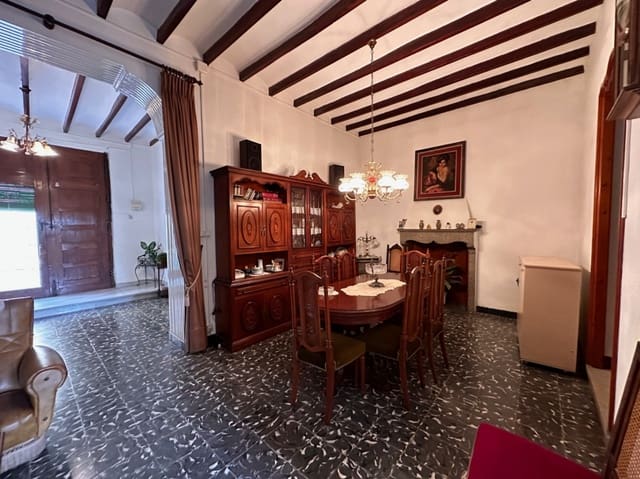5 slaapkamer Huis te koop in Sagra - € 180.000 (Ref: 8635684)