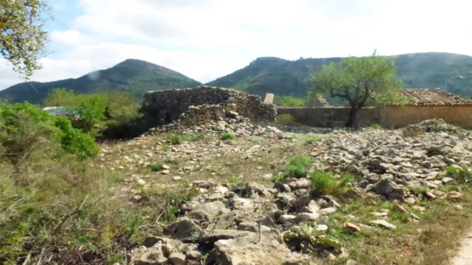 Finca/Landehus til salg i Lliber - € 49.900 (Ref: 8635691)