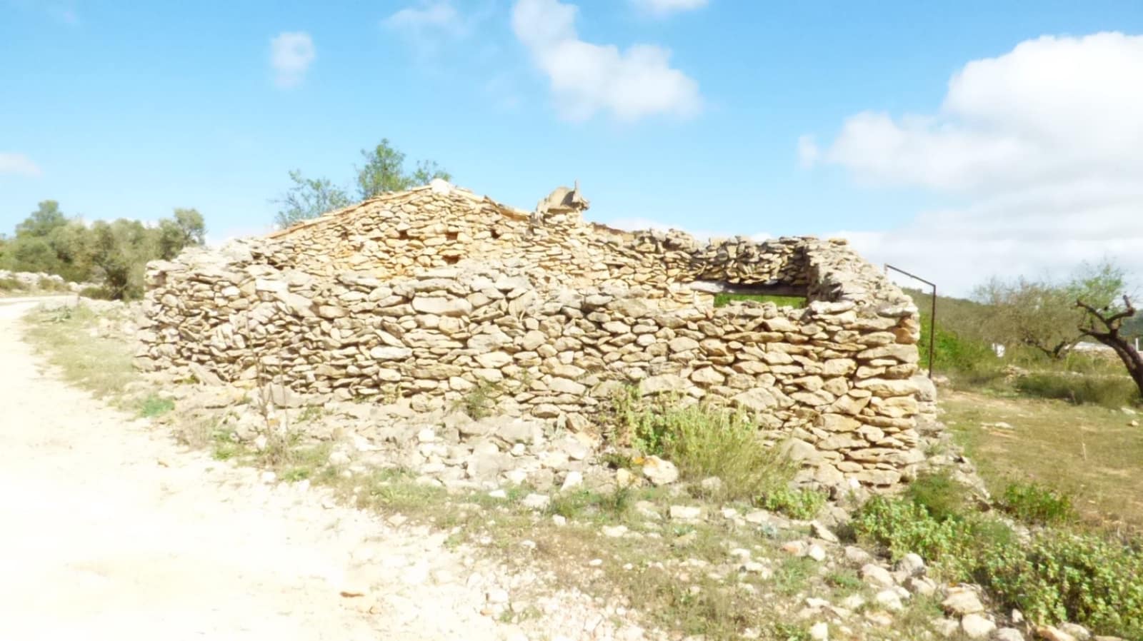 Finca/Landehus til salg i Lliber - € 49.900 (Ref: 8635691)