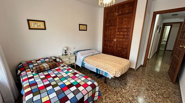 4 Zimmer Wohnung zu verkaufen in Centro Urbano, Dénia - 335.000 € (Ref: 8635712)