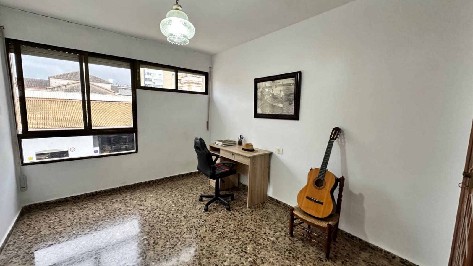 4 bedroom Flat for sale in Denia - € 335,000 (Ref: 8635712)