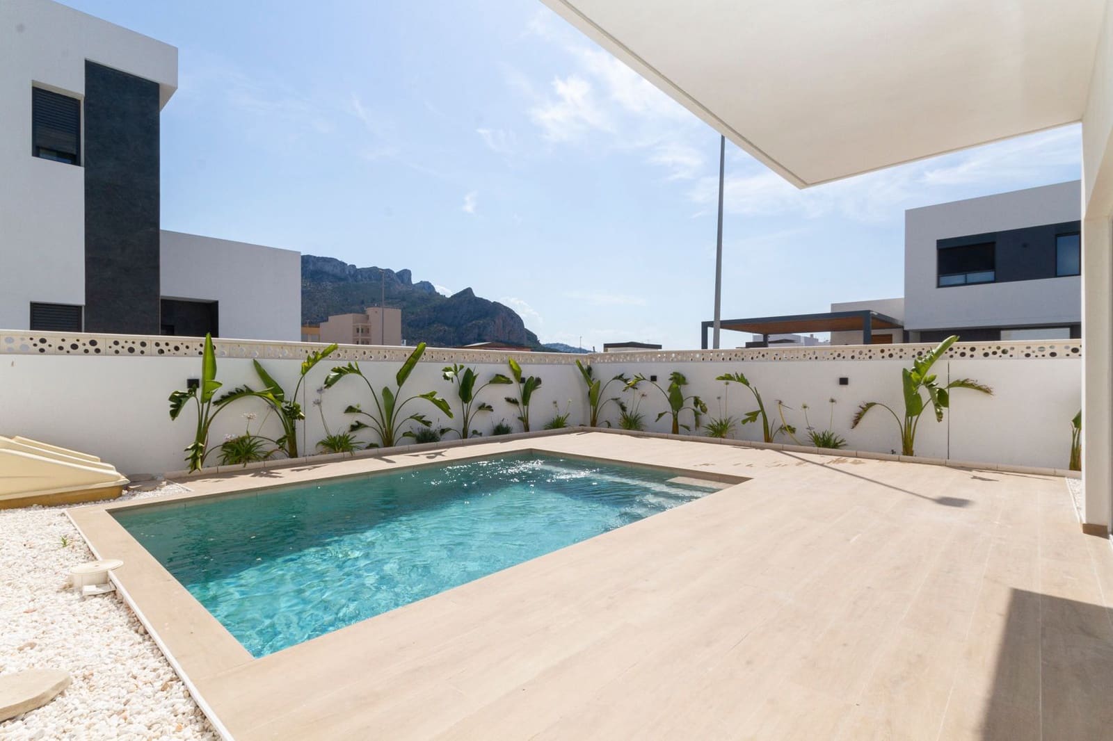 3 soveværelse Villa til salg i Denia med swimmingpool garage - € 438.000 (Ref: 8758633)