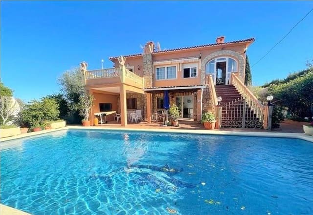 5 soverom Villa til salgs i El Montgó, Dénia med garasje - € 499 000 (Ref: 8758641)
