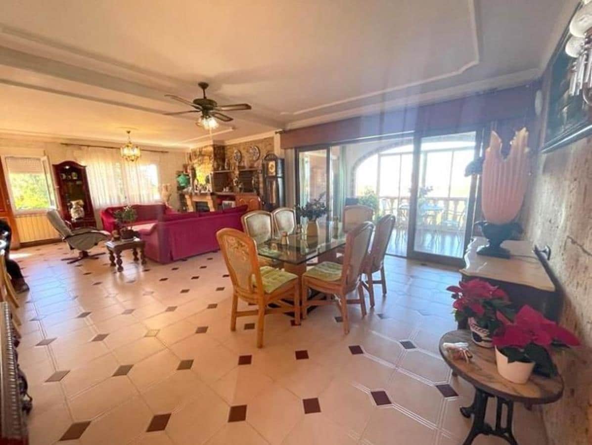 5 chambre Villa/Maison à vendre à Denia avec garage - 499 000 € (Ref: 8758641)