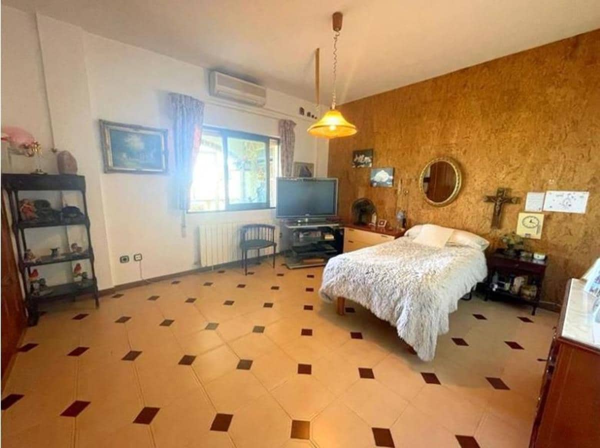 5 chambre Villa/Maison à vendre à Denia avec garage - 499 000 € (Ref: 8758641)