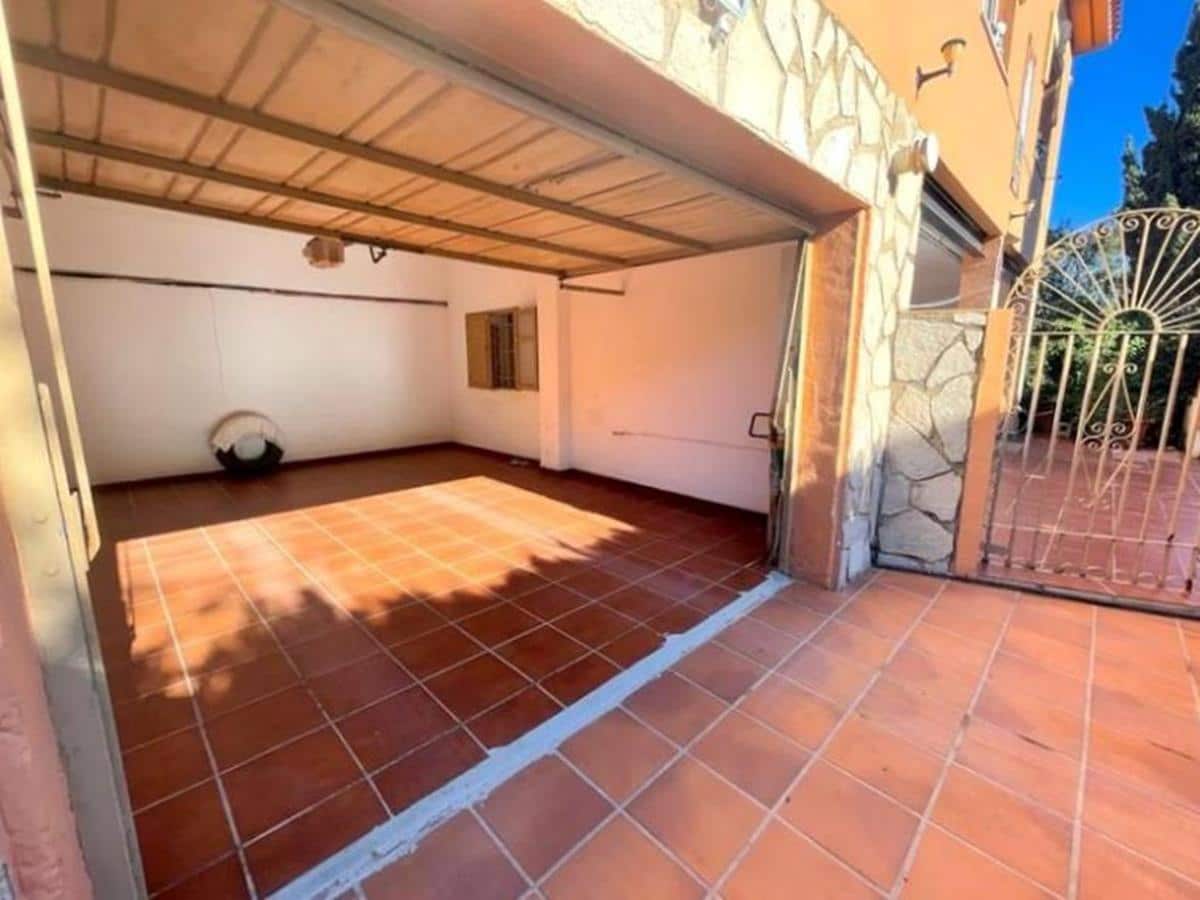 5 chambre Villa/Maison à vendre à Denia avec garage - 499 000 € (Ref: 8758641)