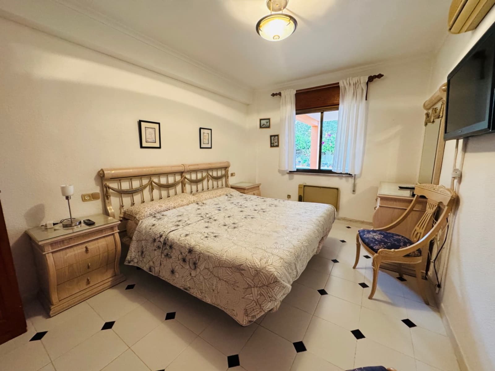 5 chambre Villa/Maison à vendre à Denia avec garage - 499 000 € (Ref: 8758641)