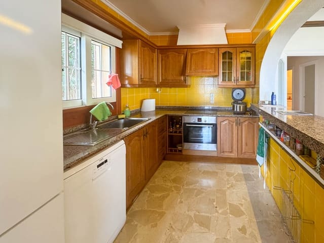 2 sovrum Villa till salu i Dénia med pool garage - 825 000 € (Ref: 8758646)