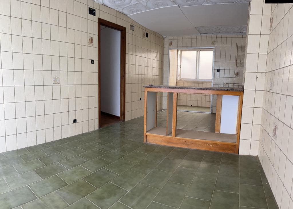 6 bedroom Flat for sale in Denia - € 280,000 (Ref: 8758649)