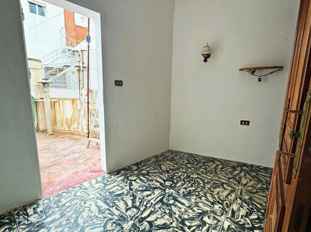 2 bedroom Townhouse for sale in El Puerto, Dénia - € 185,000 (Ref: 8758652)