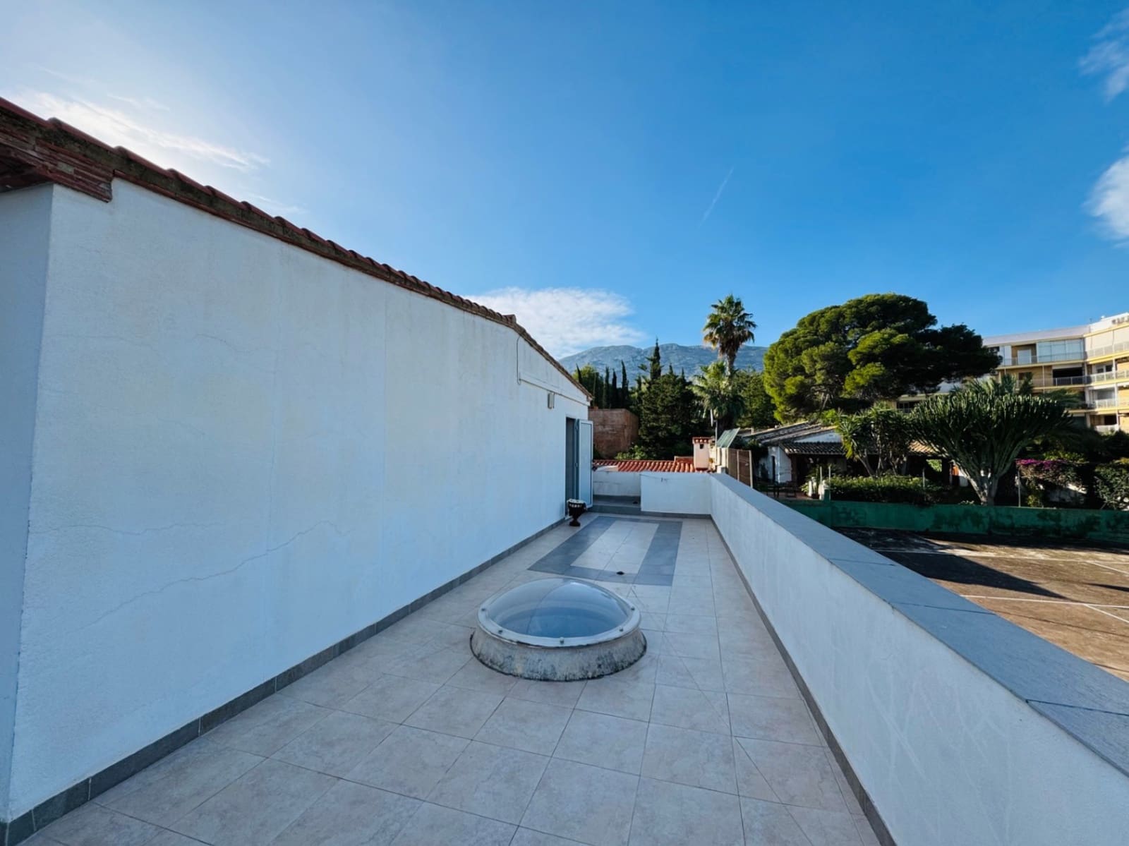 4 quarto Moradia para venda em Denia com piscina garagem - 1 850 000 € (Ref: 8758658)