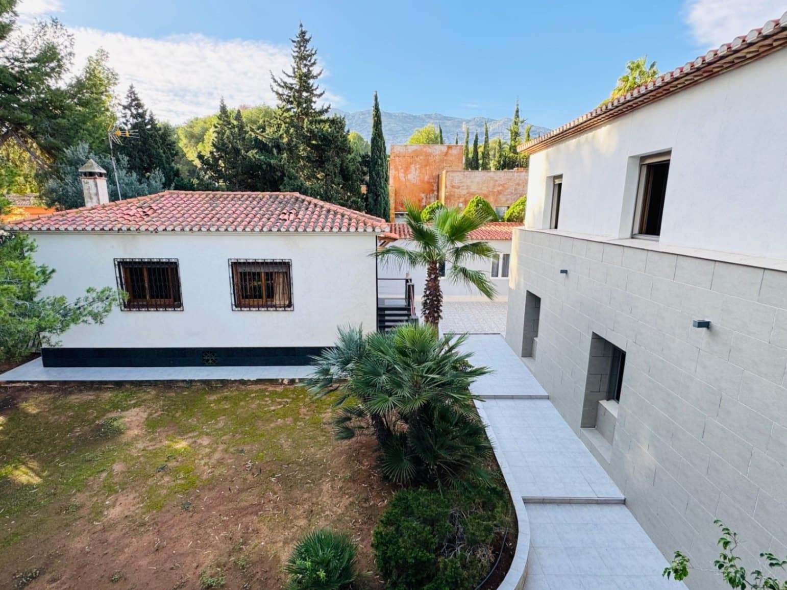 4 quarto Moradia para venda em Denia com piscina garagem - 1 850 000 € (Ref: 8758658)