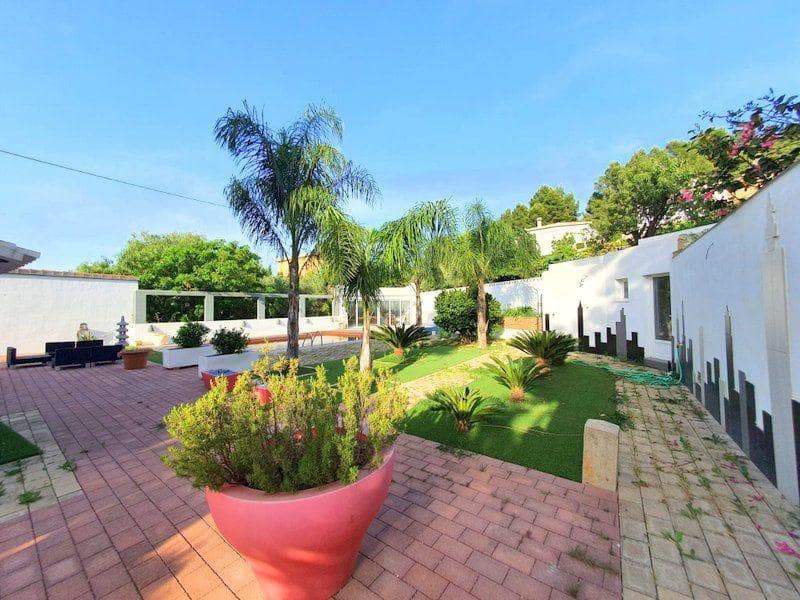 4 soverom Villa til salgs i Denia med svømmebasseng garasje - € 644 900 (Ref: 8758666)