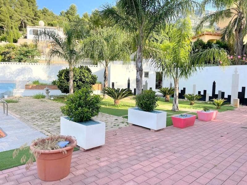 4 soverom Villa til salgs i Denia med svømmebasseng garasje - € 644 900 (Ref: 8758666)
