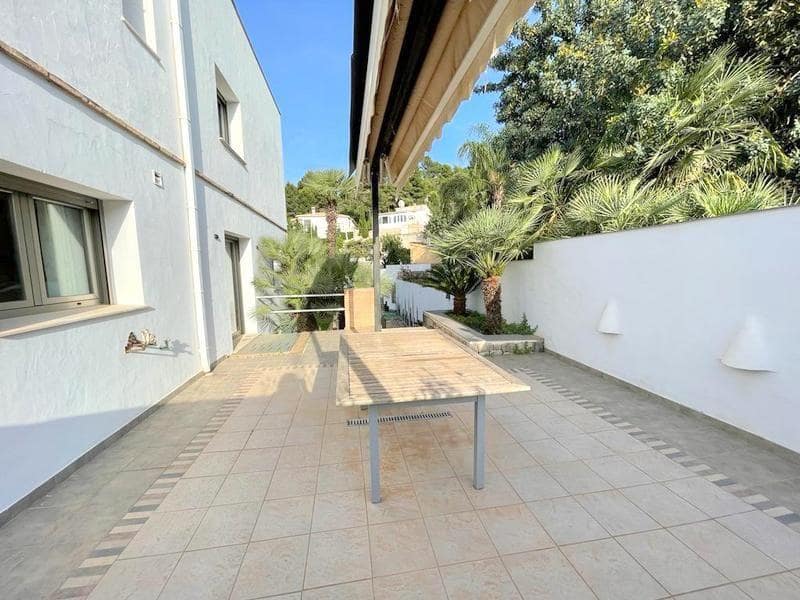 4 soverom Villa til salgs i Denia med svømmebasseng garasje - € 644 900 (Ref: 8758666)