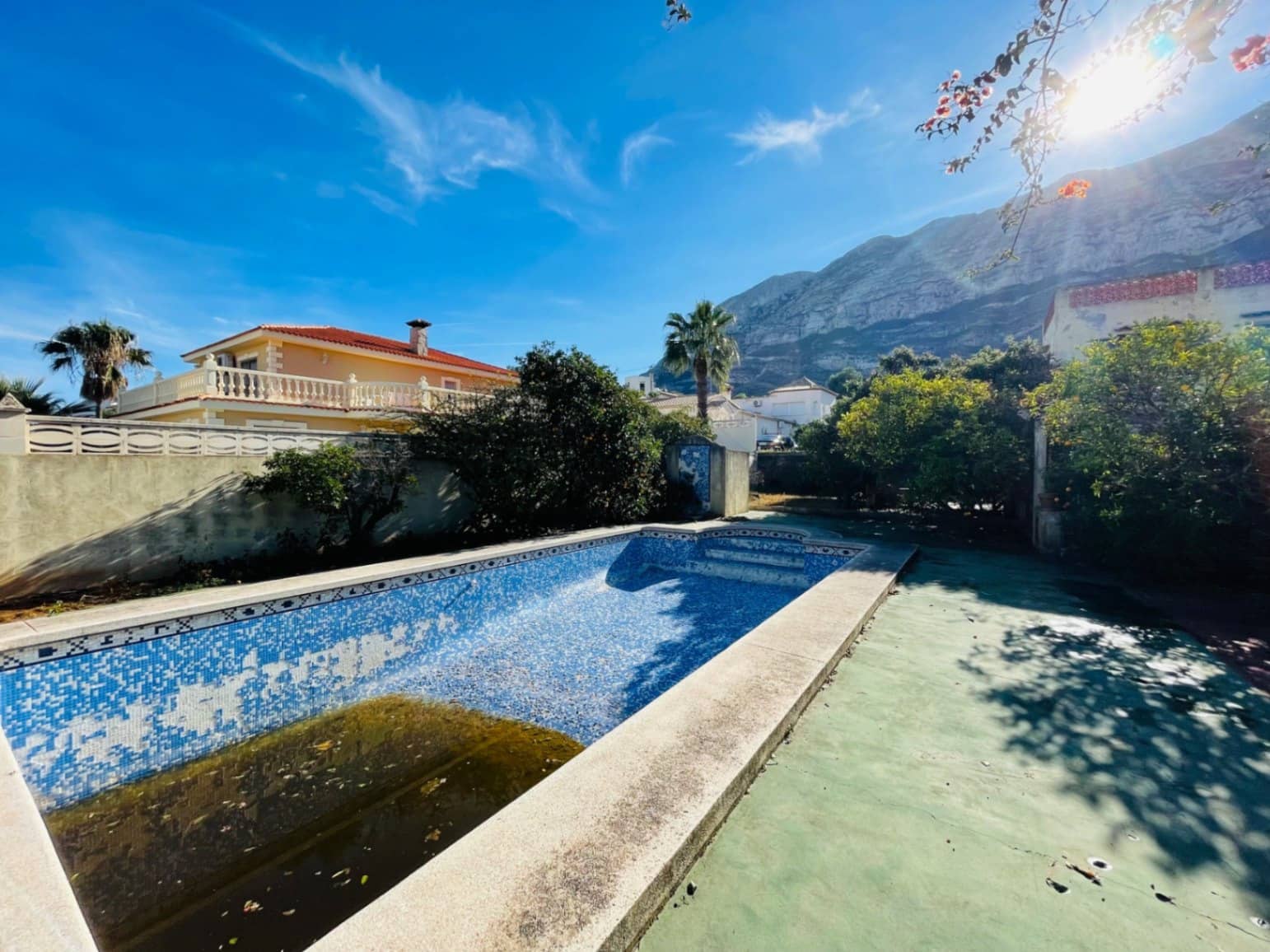 3 bedroom Villa for sale in Denia with garage - € 526,000 (Ref: 8758669)