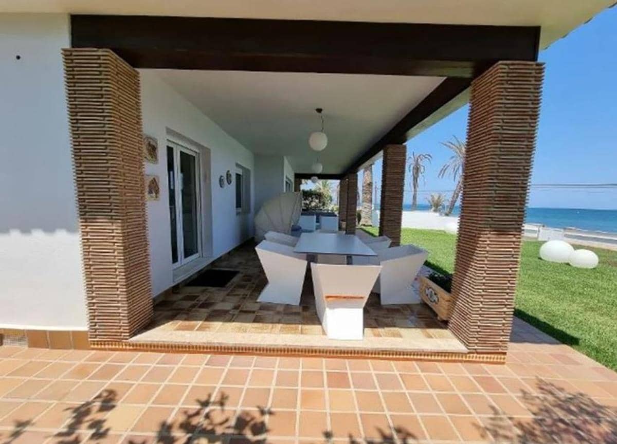 4 quarto Moradia para venda em Denia com garagem - 2 300 000 € (Ref: 8758677)