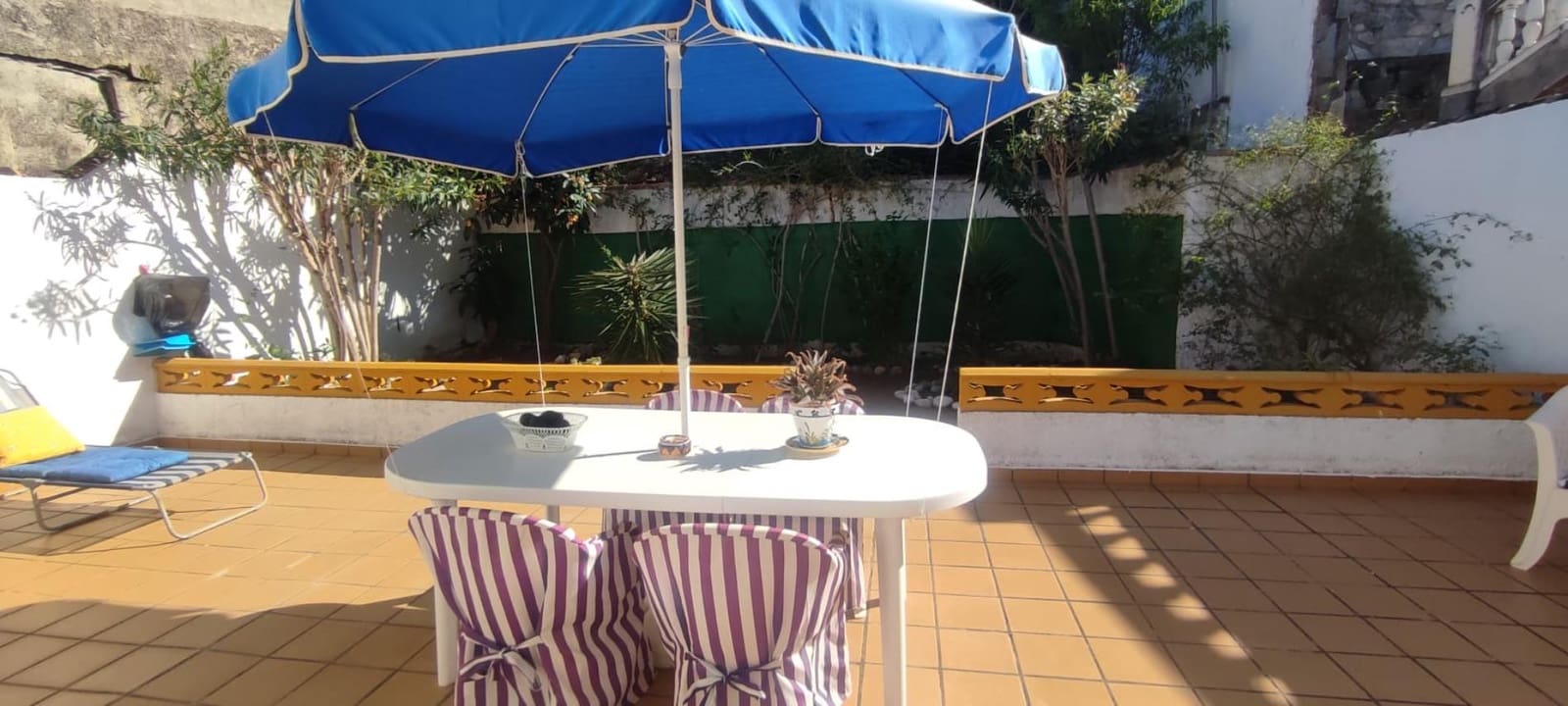 3 bedroom Townhouse for sale in Rafol de Almunia with garage - € 245,000 (Ref: 8758682)