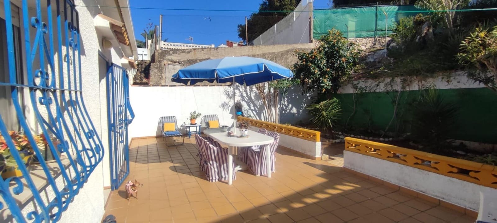 3 bedroom Townhouse for sale in Rafol de Almunia with garage - € 245,000 (Ref: 8758682)