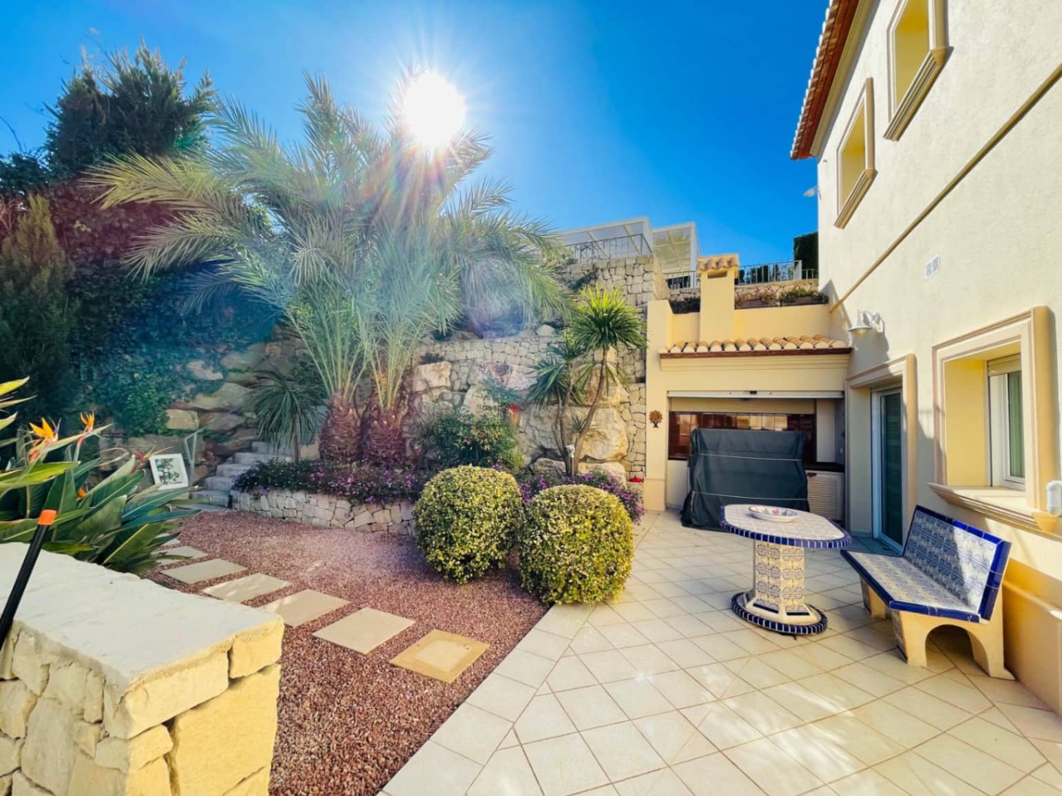 4 soveværelse Villa til salg i La Sella med swimmingpool garage - € 1.090.000 (Ref: 8758685)