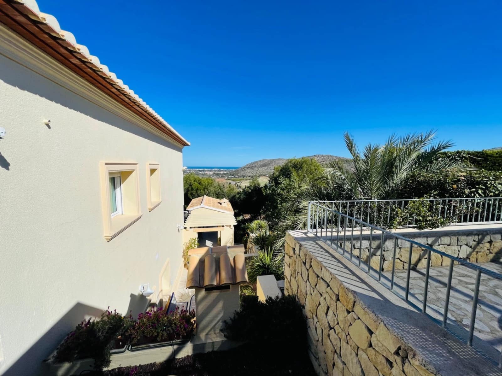 4 soveværelse Villa til salg i La Sella med swimmingpool garage - € 1.090.000 (Ref: 8758685)