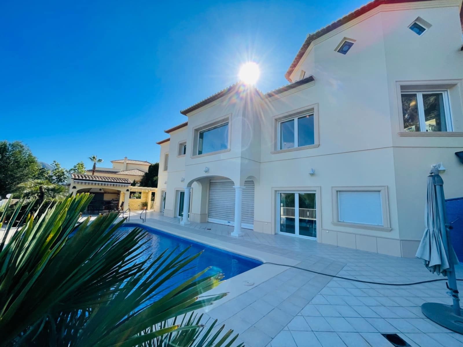 4 soveværelse Villa til salg i La Sella med swimmingpool garage - € 1.090.000 (Ref: 8758685)