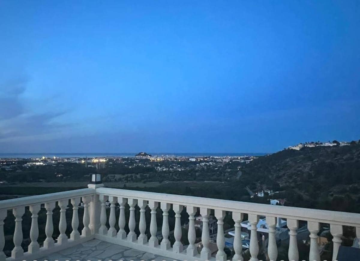 3 bedroom Villa for sale in Denia with pool garage - € 690,000 (Ref: 8758703)