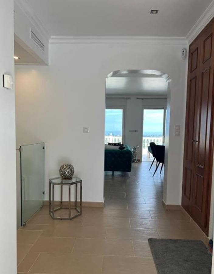 3 bedroom Villa for sale in Denia with pool garage - € 690,000 (Ref: 8758703)