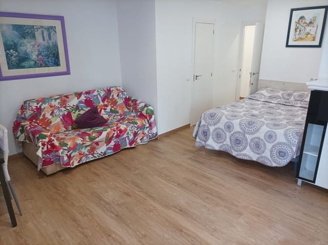 5 soveværelse Lejlighed til salg i Centro Urbano, Dénia - € 370.000 (Ref: 8758707)