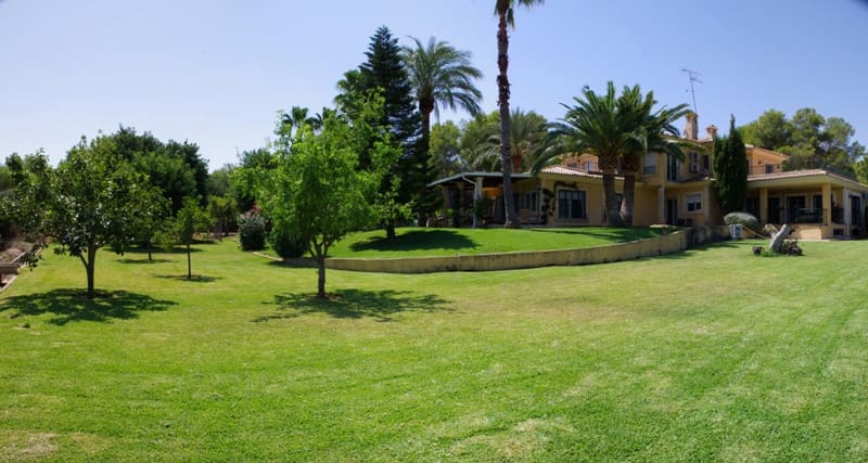 7 makuuhuone Huvila myytävänä paikassa Denia - 1 800 000 € (Ref: 8758710)