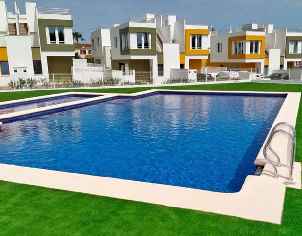 3 soveværelse Semi-Rækkehus til salg i El Montgó, Dénia med swimmingpool garage - € 438.000 (Ref: 8758738)