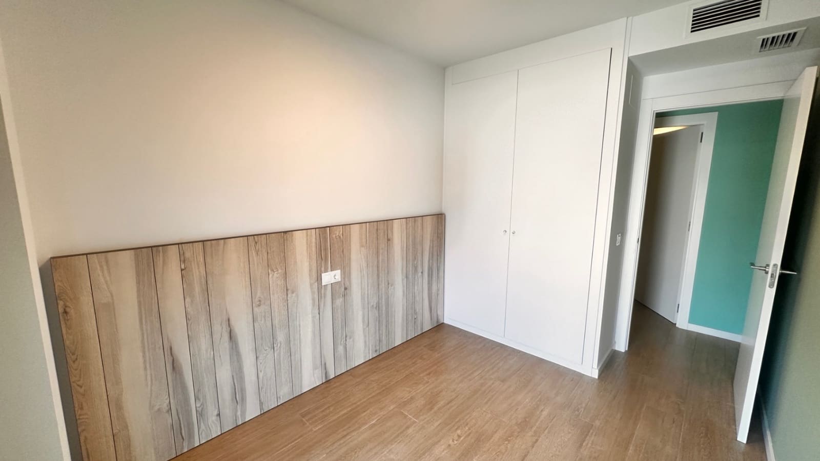 4 Zimmer Penthouse zu verkaufen in Denia mit Pool Garage - 455.000 € (Ref: 8815125)