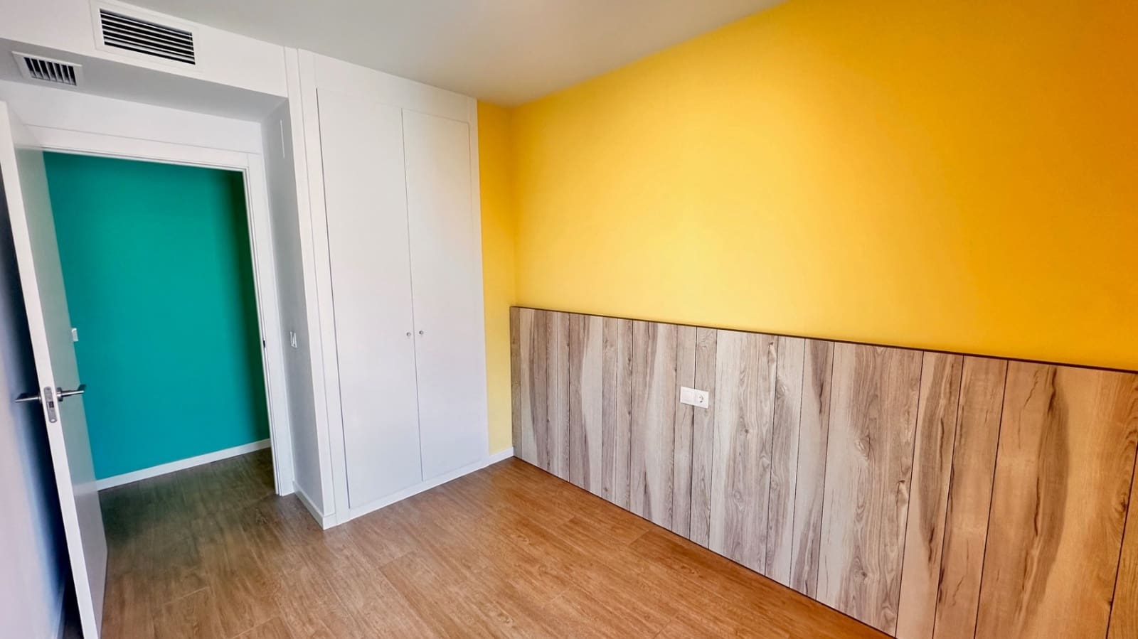 4 Zimmer Penthouse zu verkaufen in Denia mit Pool Garage - 455.000 € (Ref: 8815125)